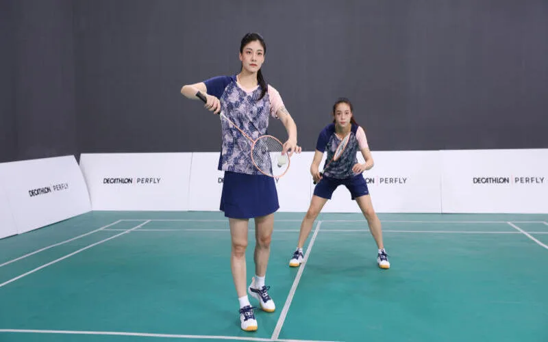 cach chon vot cau long chuan cho nguoi moi den dan chuyen